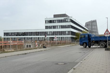 Arthrex Freiham und Baustelle