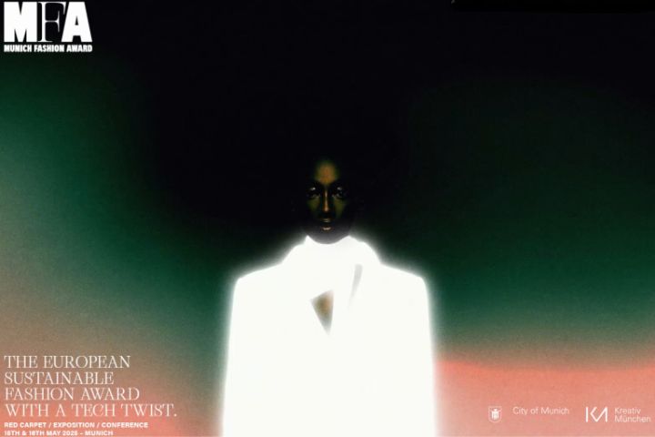 Key Visual für den 1. MUNICH FASHION AWARD dunkle Frauensilhouette mit leuchtend-weißem Outfit