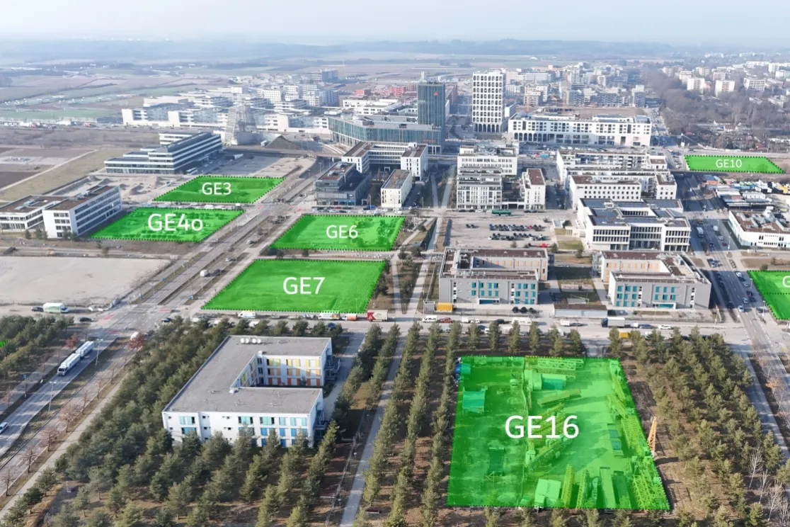 Luftbild Technologiepark Freiham - markiert sind verfügbare Gewerbefllächen, Stand Juli 2026
