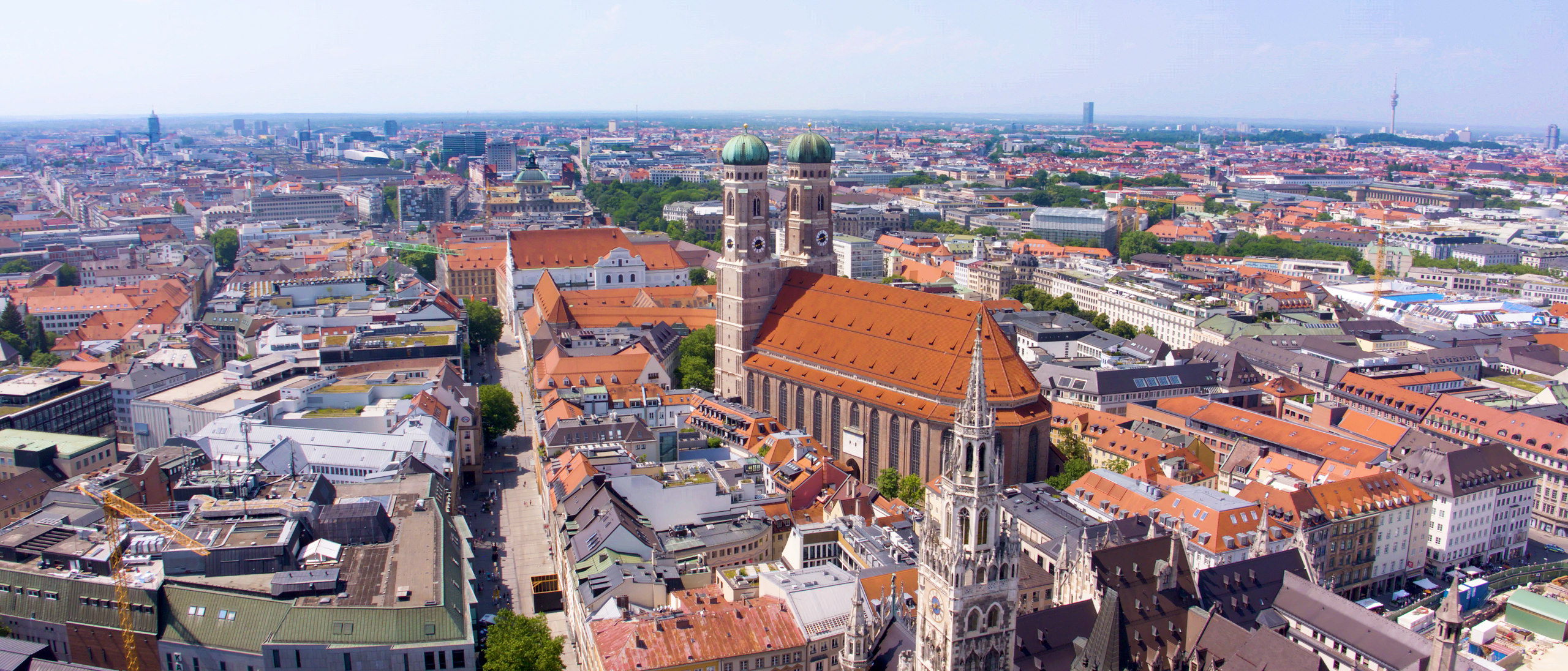 Luftblick über München mit Frauenkirche