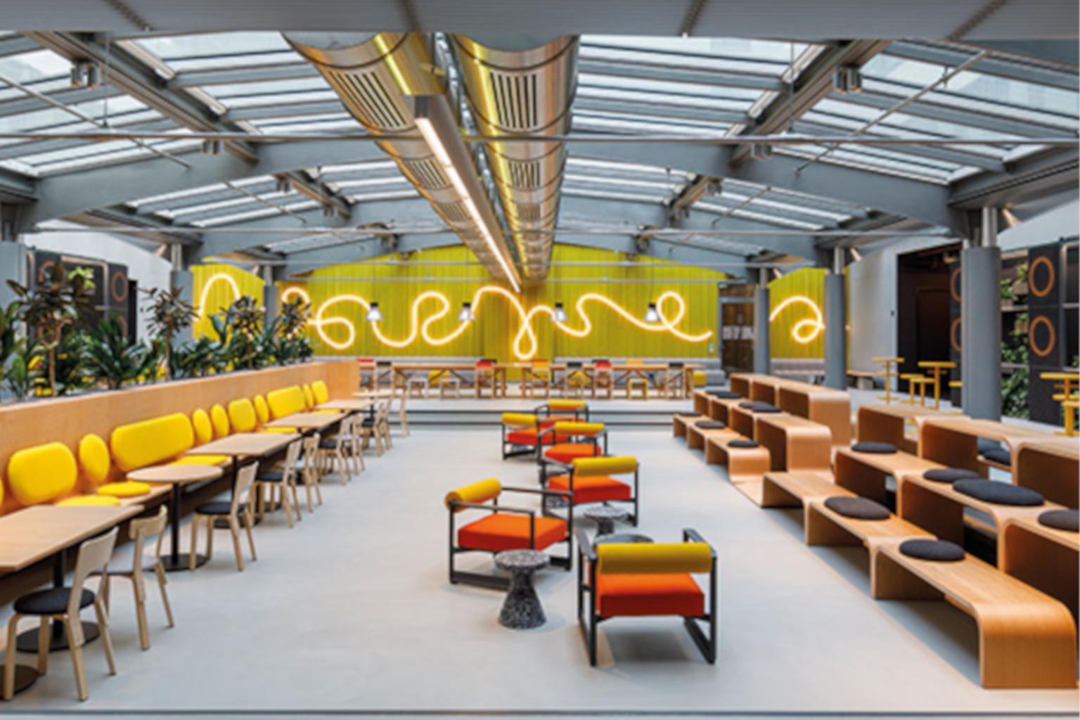 Innenansicht Bürogebäude LILO